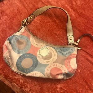 Used condition Coach shoulder bag